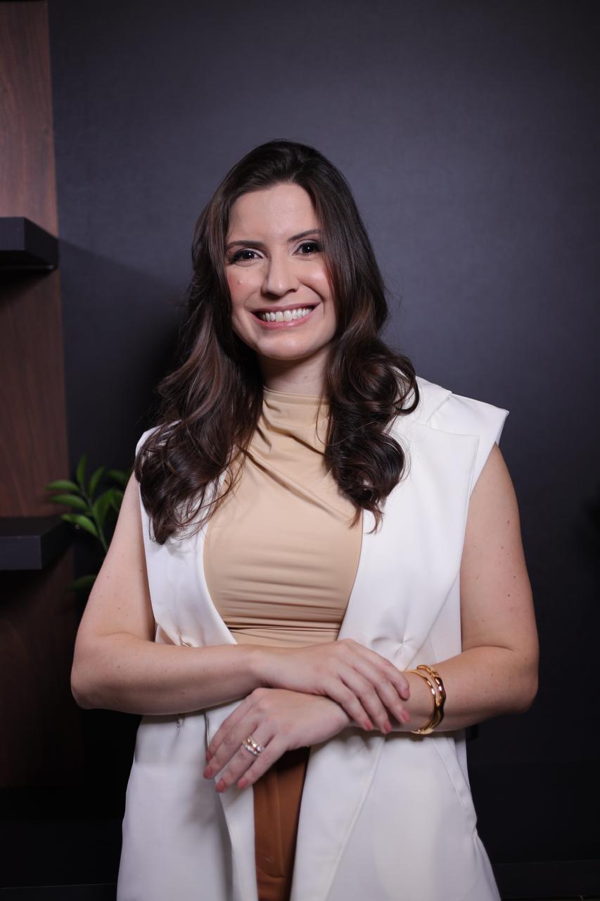 Dra. Gabriela Lanusse Souza Silva